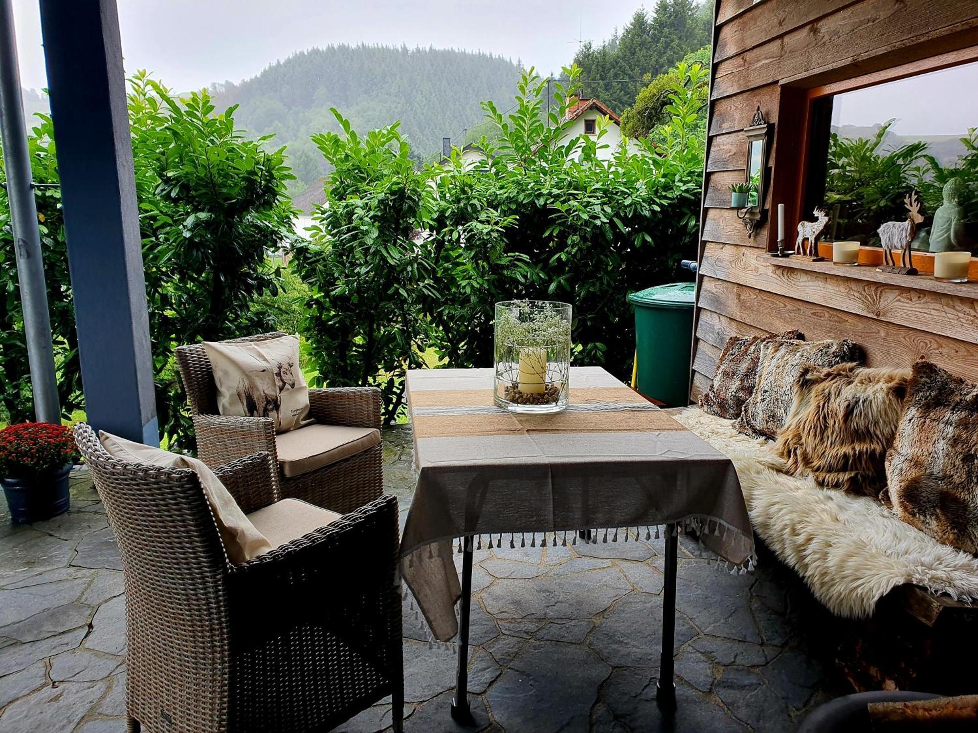 River Mosel Holiday Homes, Meerfeld Studio With A Lake View Exteriér fotografie