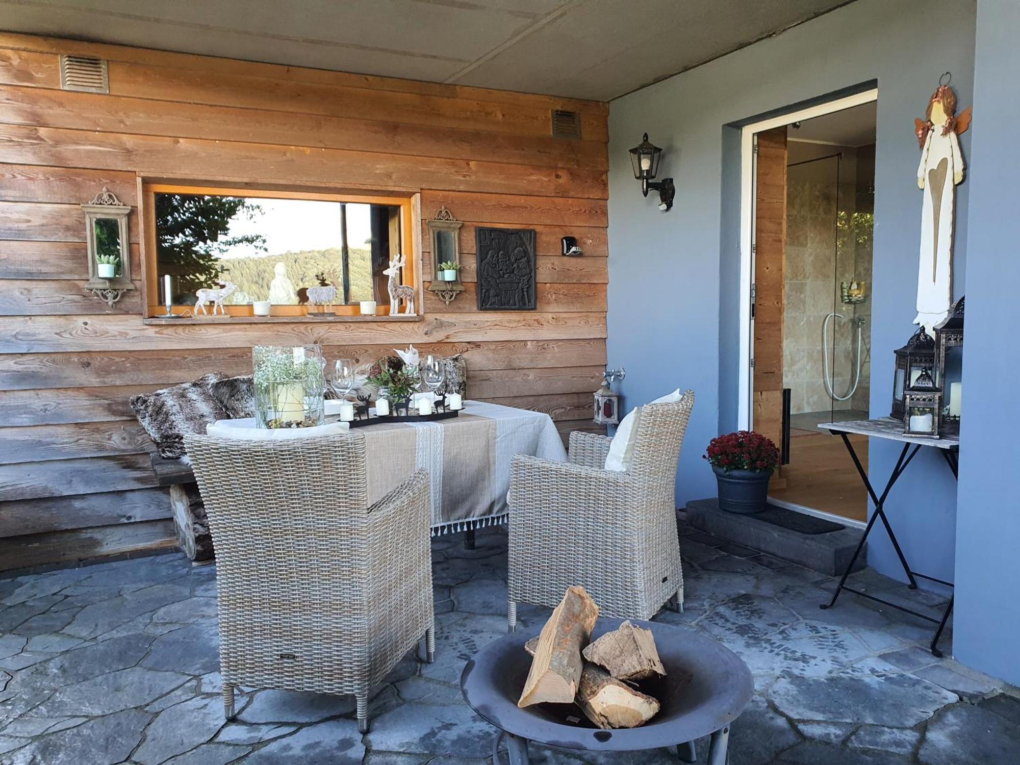 River Mosel Holiday Homes, Meerfeld Studio With A Lake View Exteriér fotografie